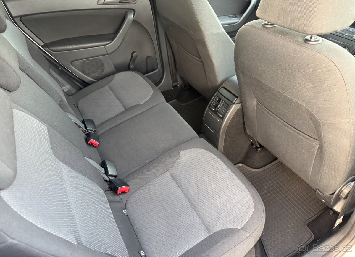 Skoda Yeti 2.0TDI 81KW (Po servise) - 17