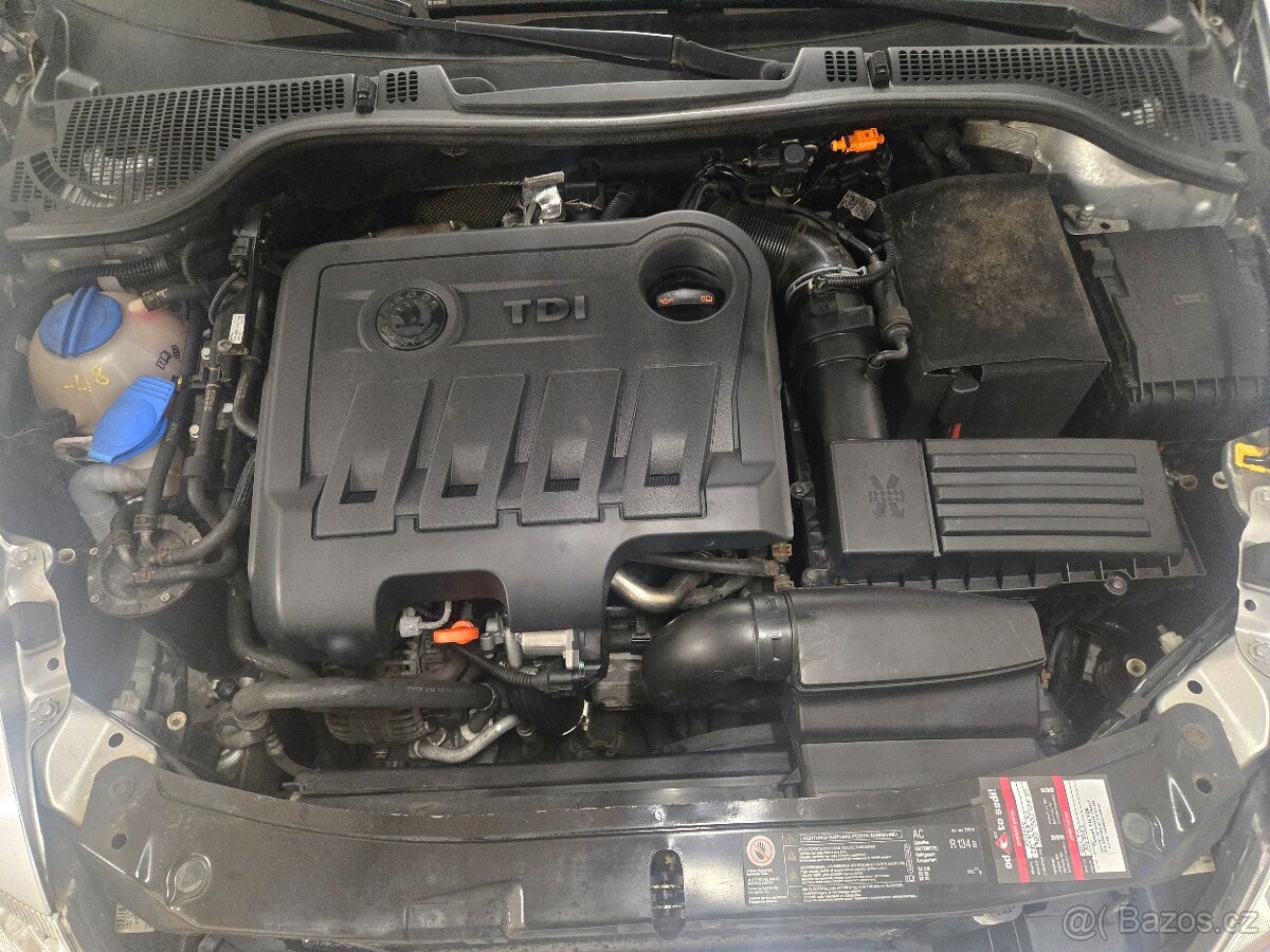 Škoda Octavia 2,0TDi 103kW Kombi Ambiente alu 18 - 17