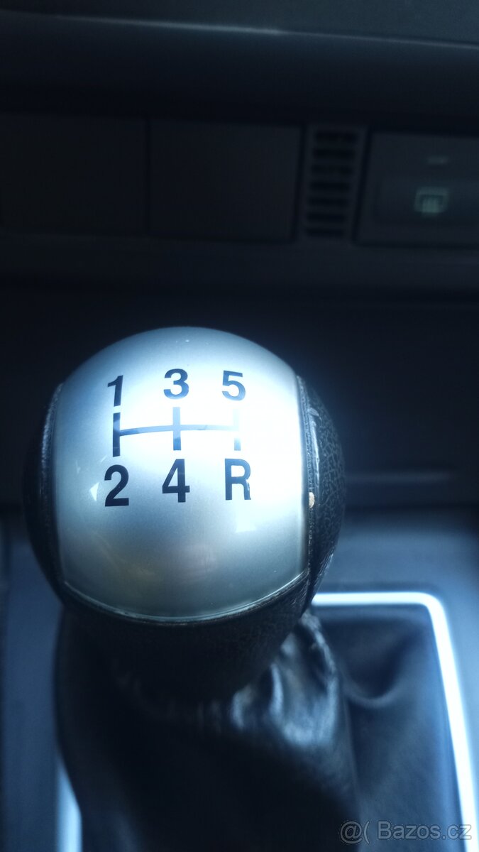 Ford Focus kombi 1.6tdci 80kw - 17