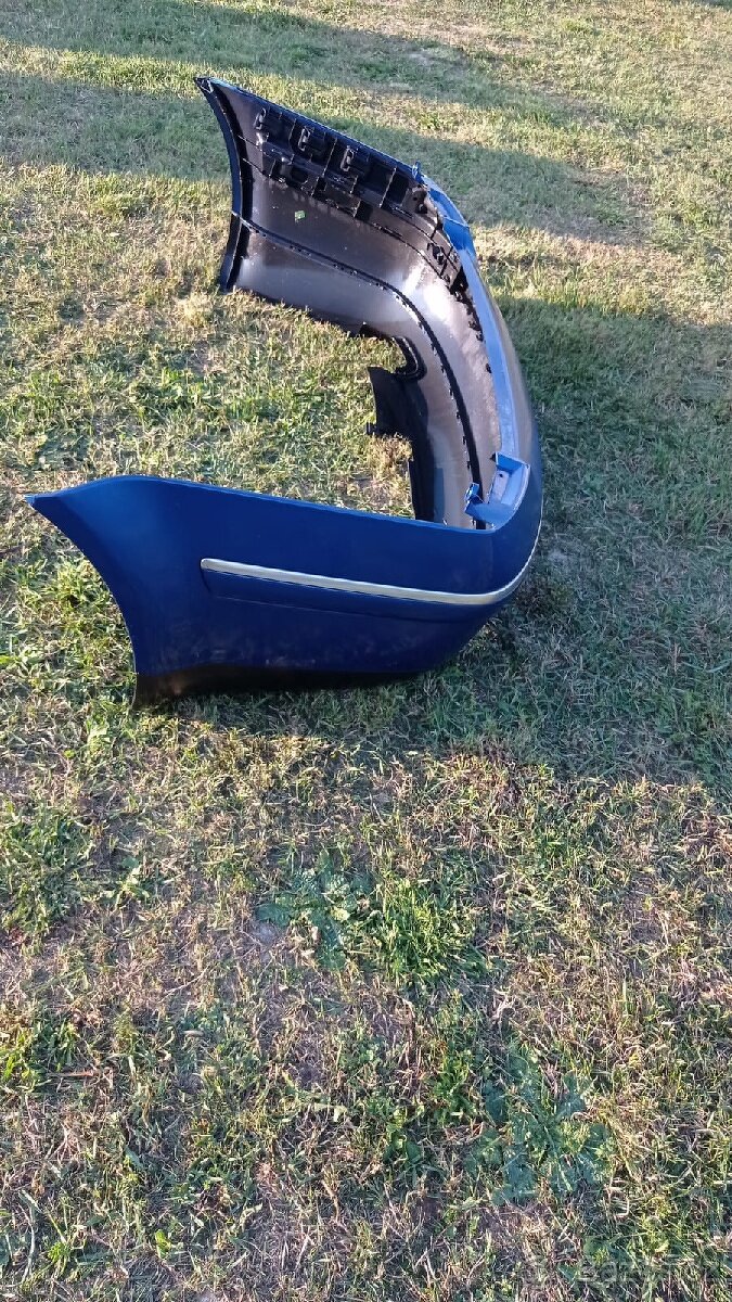 Zadní Narazniky VW Passat a SAG. - 17