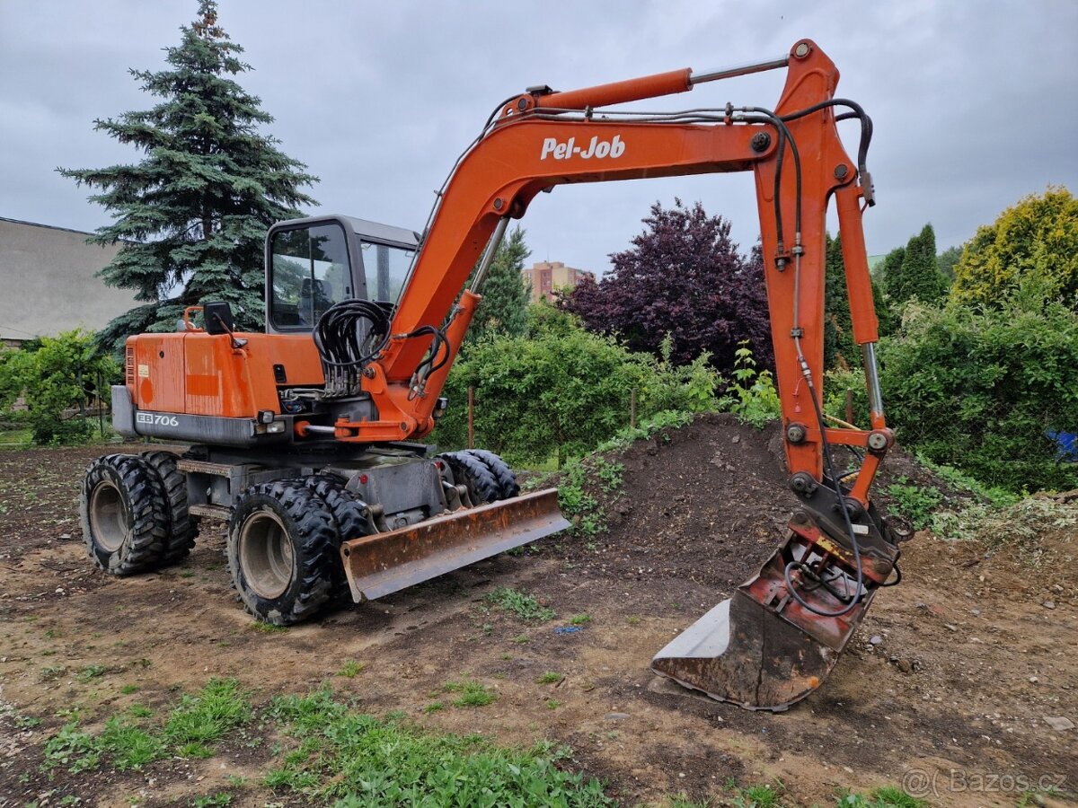 Kolový bagr Pel-Job EB706P (později Volvo EW70) odpočet DPH - 17