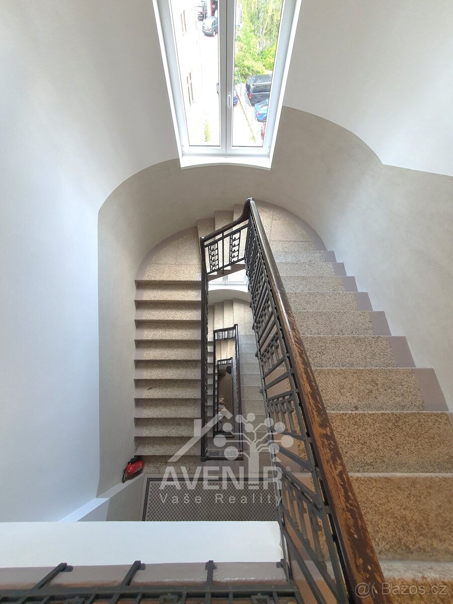 Prodej podkrovního bytu 1+kk, 59 m², Jablonec n.N., Anenské - 17