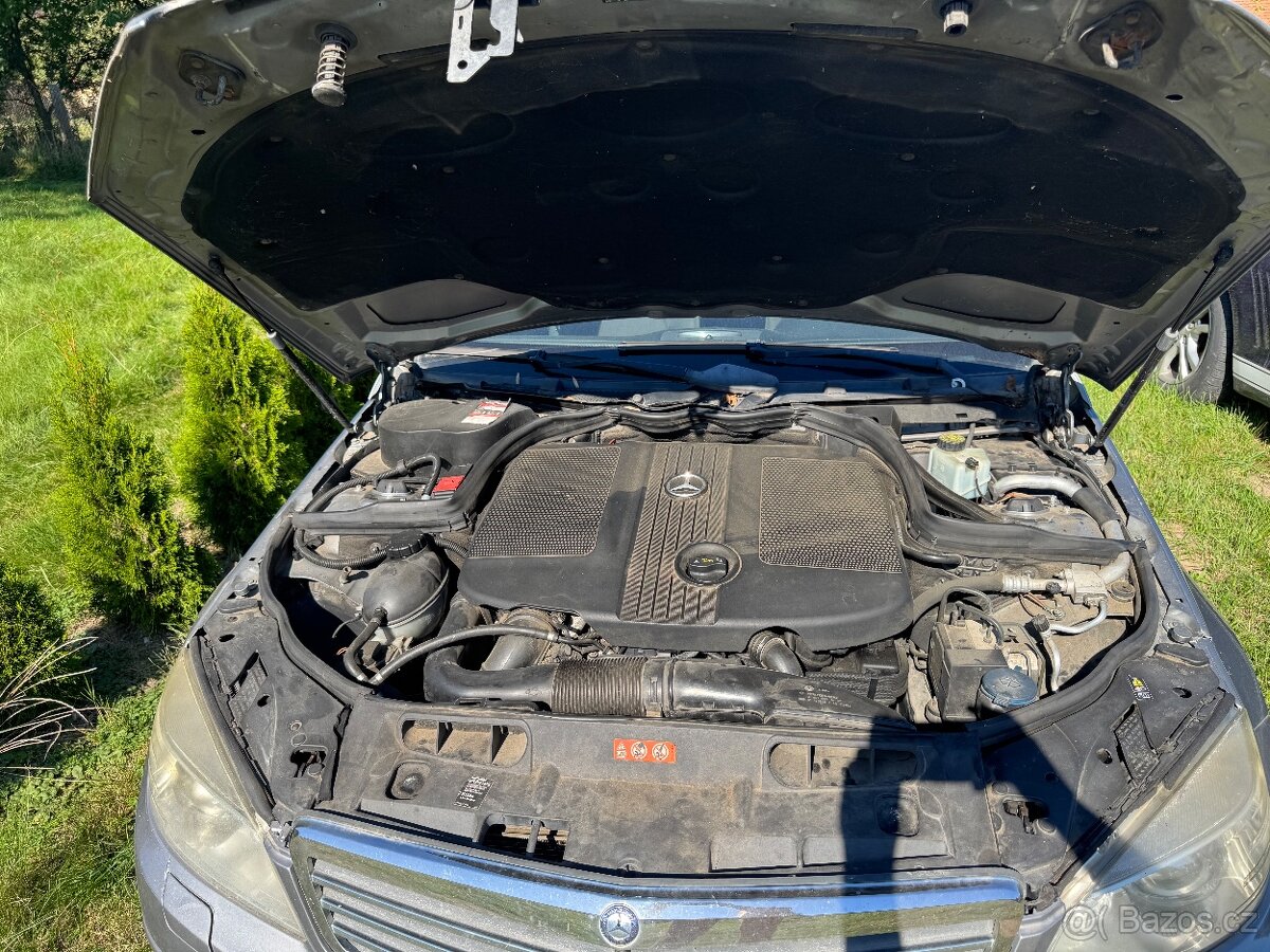 2012 Mercedes W204 C220 - 17
