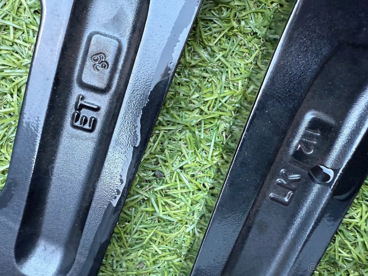 235/55 R19 - ZÁNOVNÍ ZIMNÍ SADA CONTINENTAL 5x112 CMS - 17