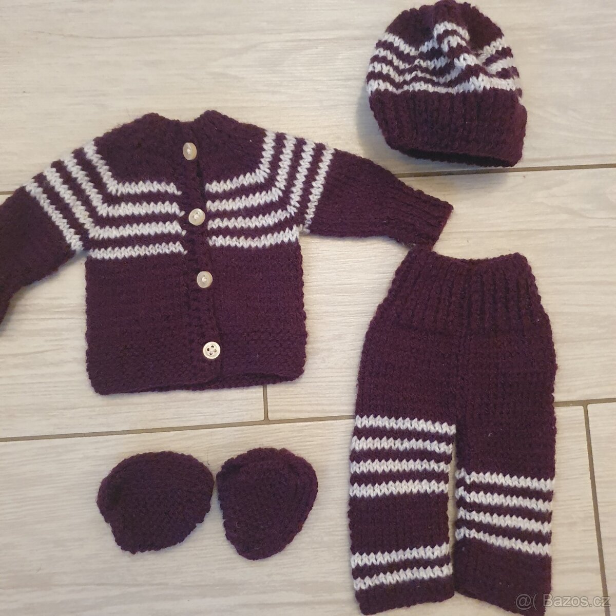 Oblečky na panenku - 17