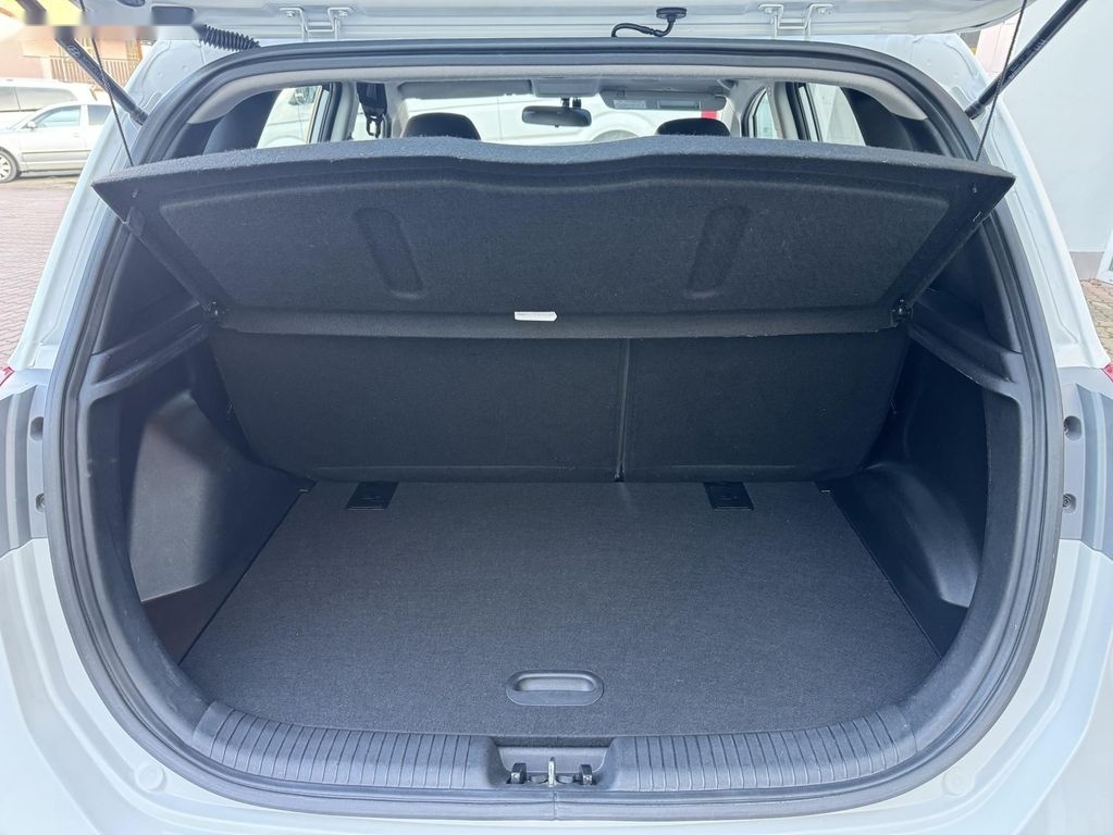 Hyundai ix20,1.6i 92kW, ČR, 1 majitel - 17