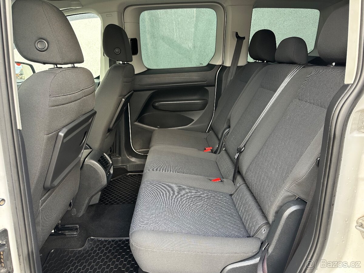 Caddy 2,0Tdi,DSG,1.maj.Čr,tažné,výhřevy,DPH - 17