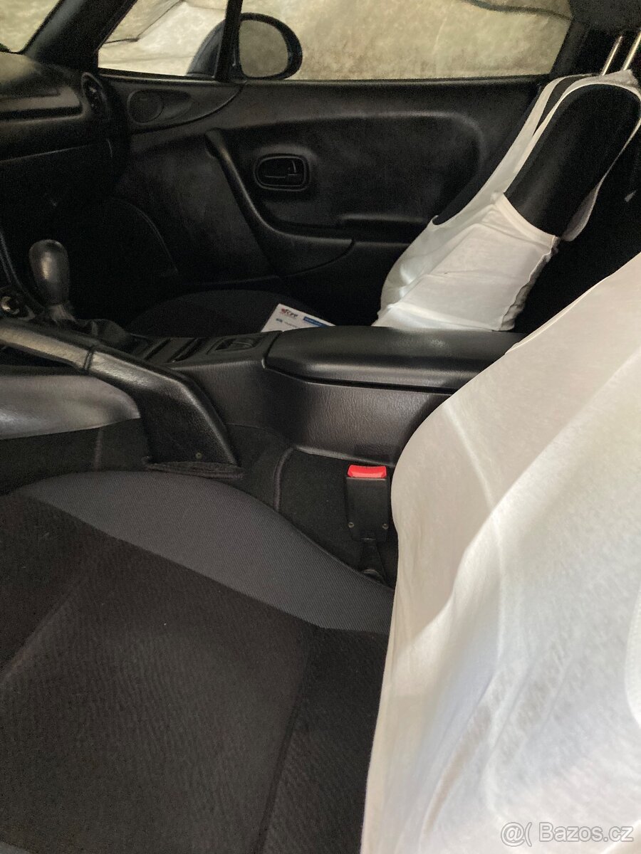 Mazda MX-5 Miata 1,6 (81kw) 12/2000 (super audio) - 17