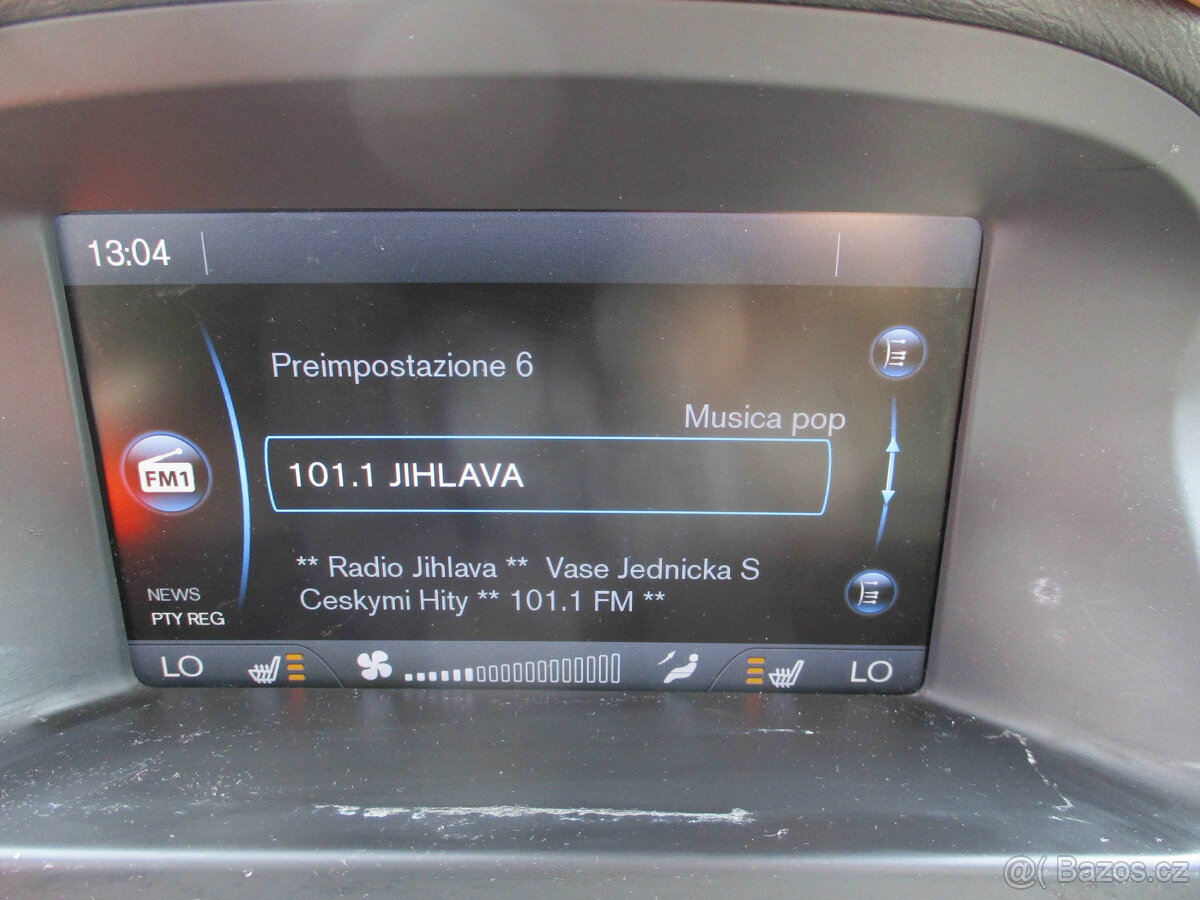 VOLVO XC70 2,4D 120KW CROSSCOUNTRY AWD GPS XENON 2013 - 17