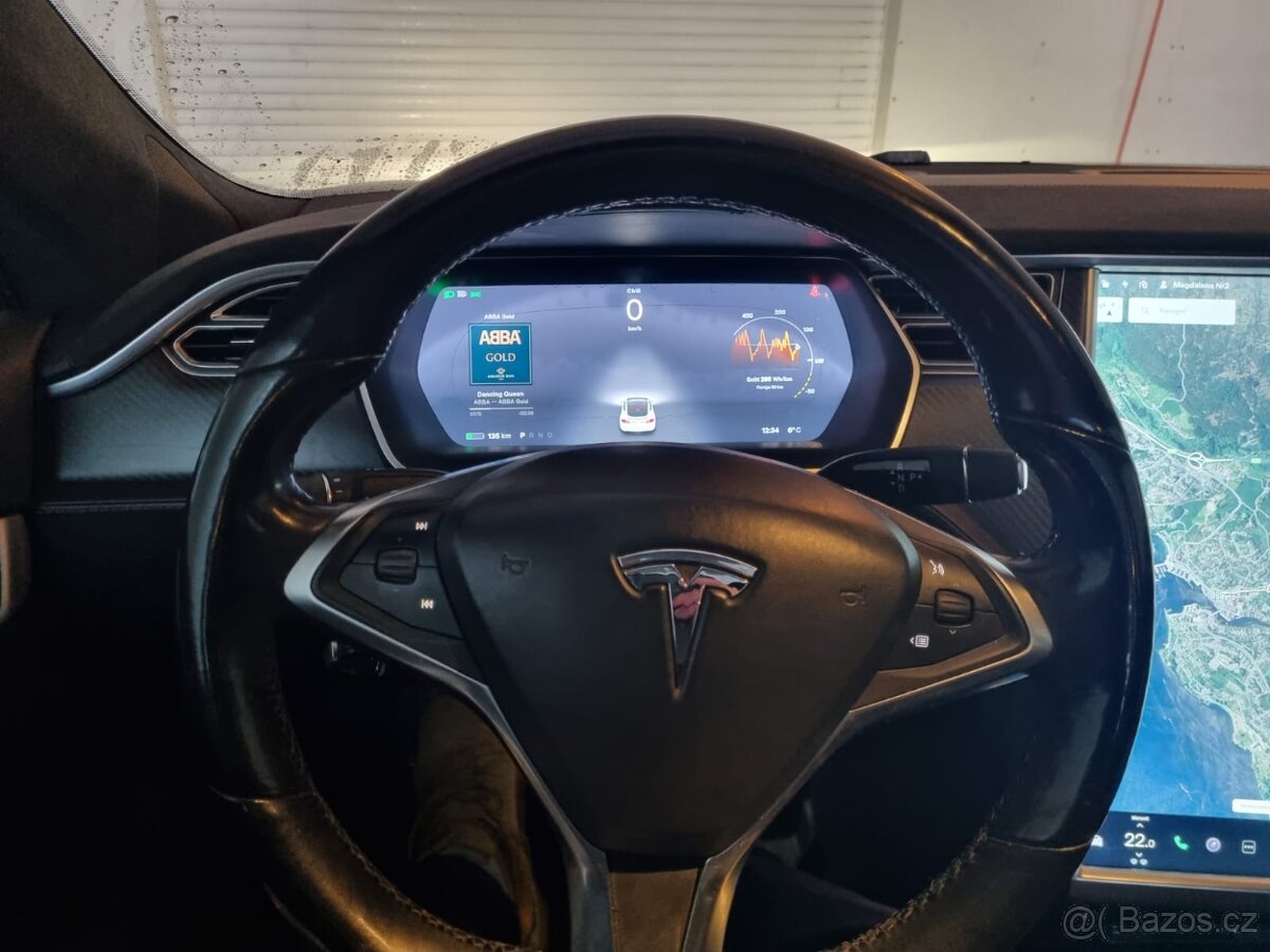 Tesla S Performance - 17