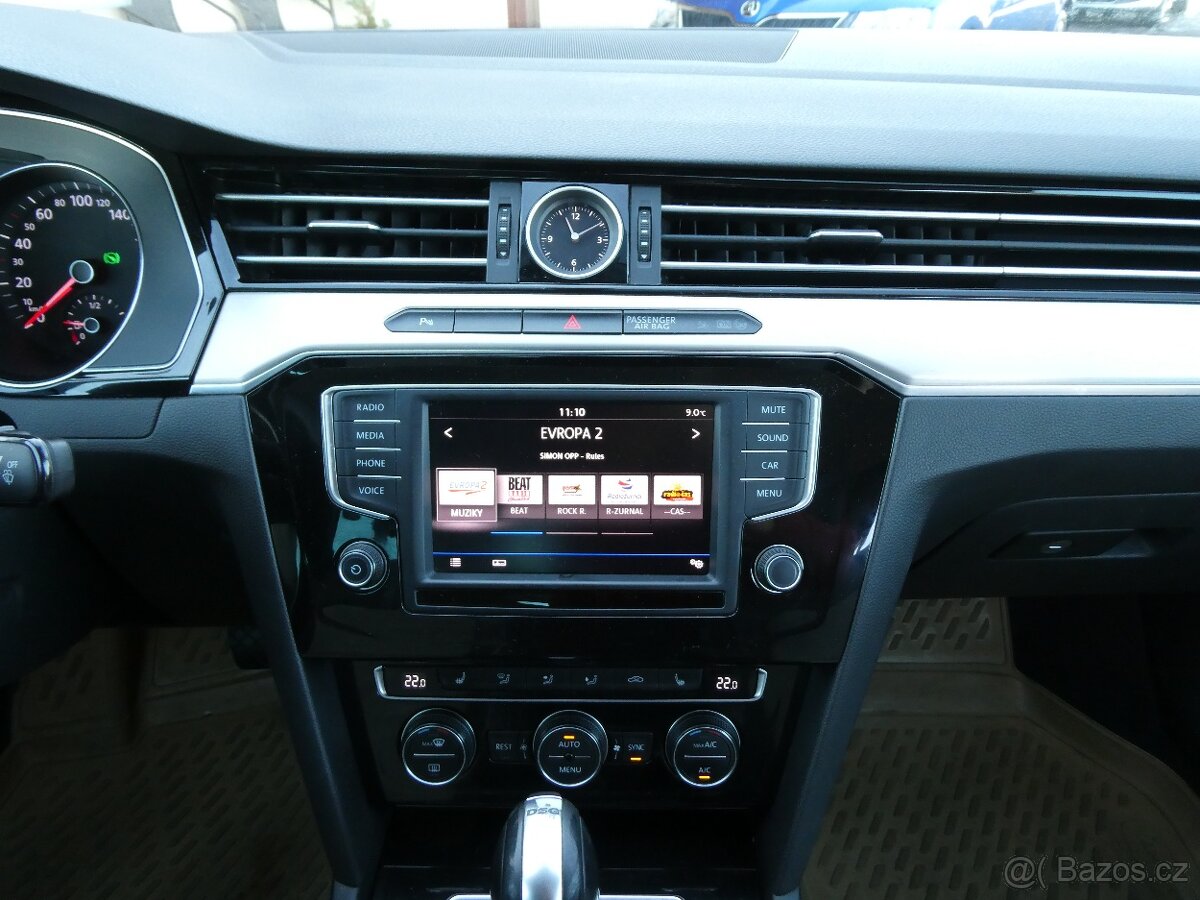Volkswagen Passat 2.0 TDi 110kW DSG Highline,ČR,2xkola - 17