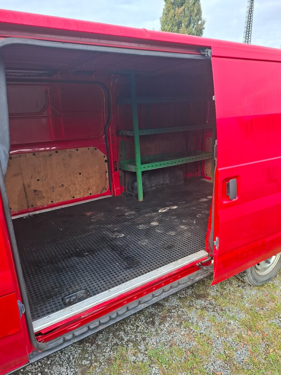 Ford Transit 2,2 TDCi bus 9 míst 92 kw - 17