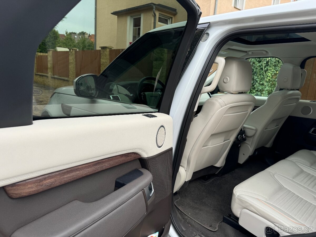 LAND ROVER Discovery 3,0 TDV6 HSE - 17