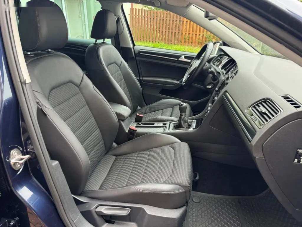 Volkswagen Golf, Variant 2.0TDI Highline - 17