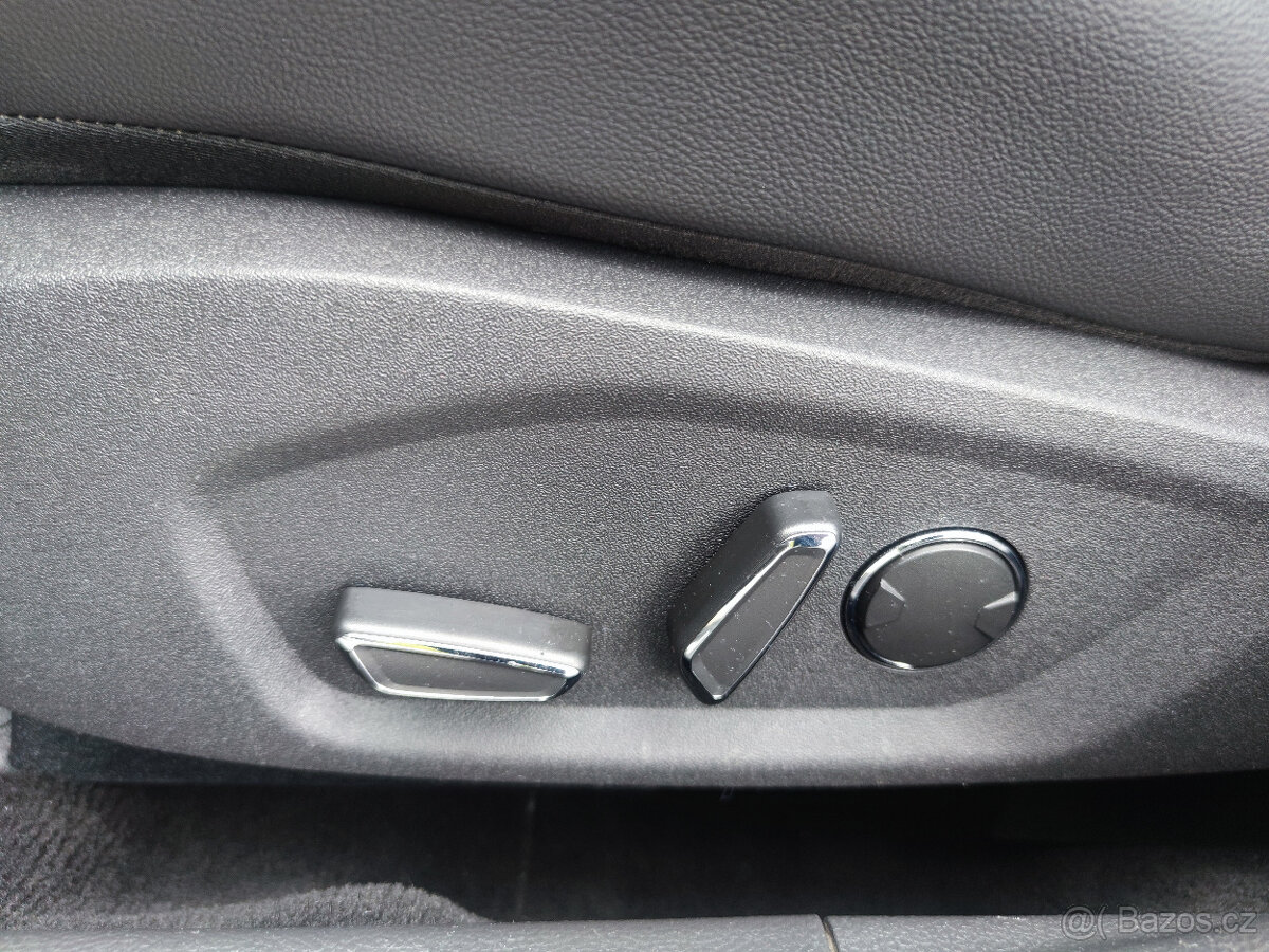 Ford Mondeo 2.0 TDCi 132kW ST-Line,zimní sada,TOP STAV - 17