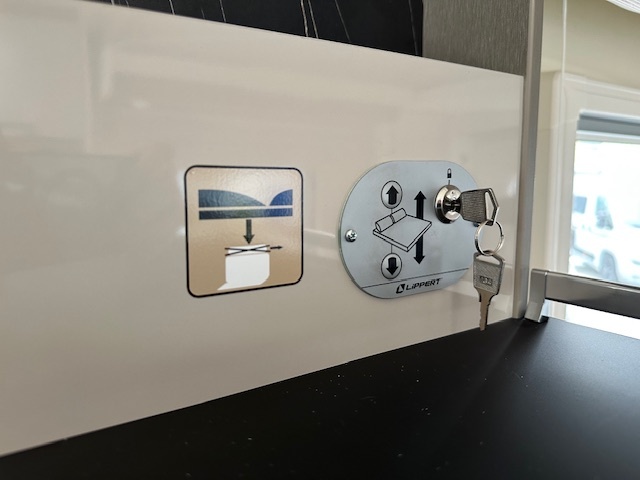 Bürstner Lyseo TAD Gallery T 649G 4-miestny - 17