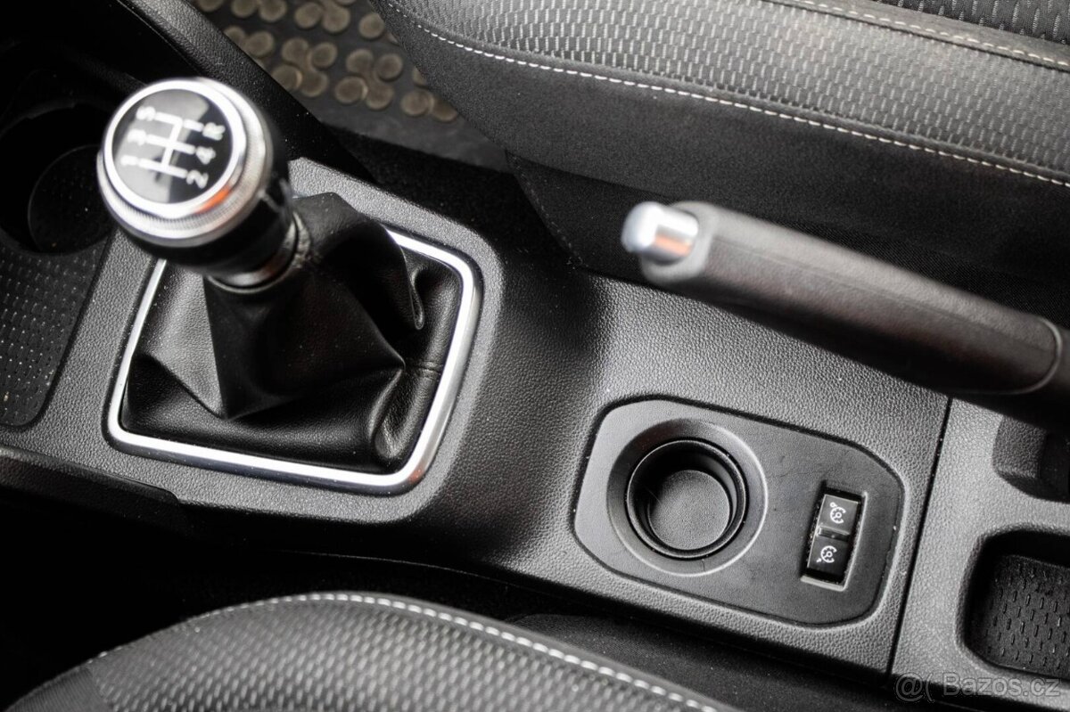 Dacia Duster 84 kW (2019) - 17