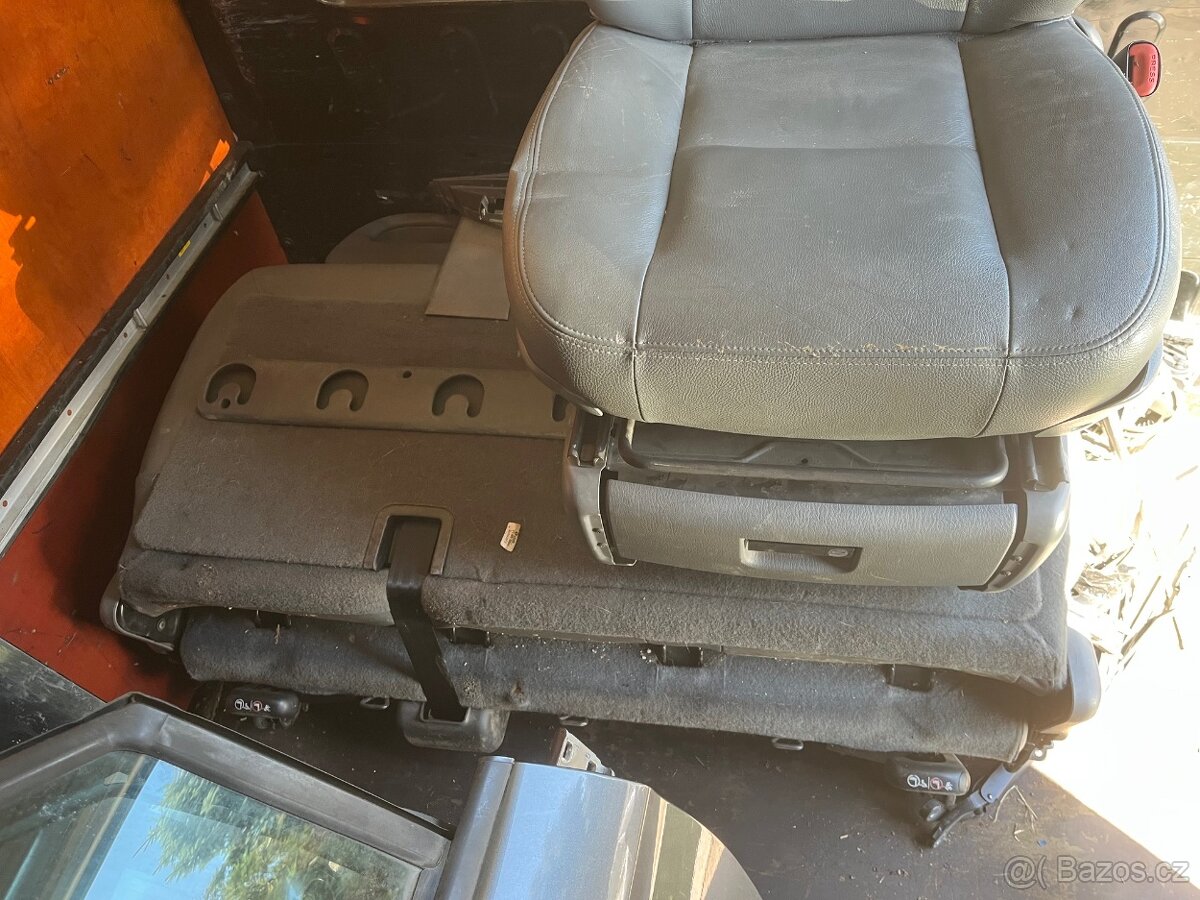 Chrysler voyager 2,8 TD ND r.v. 2005 - 17