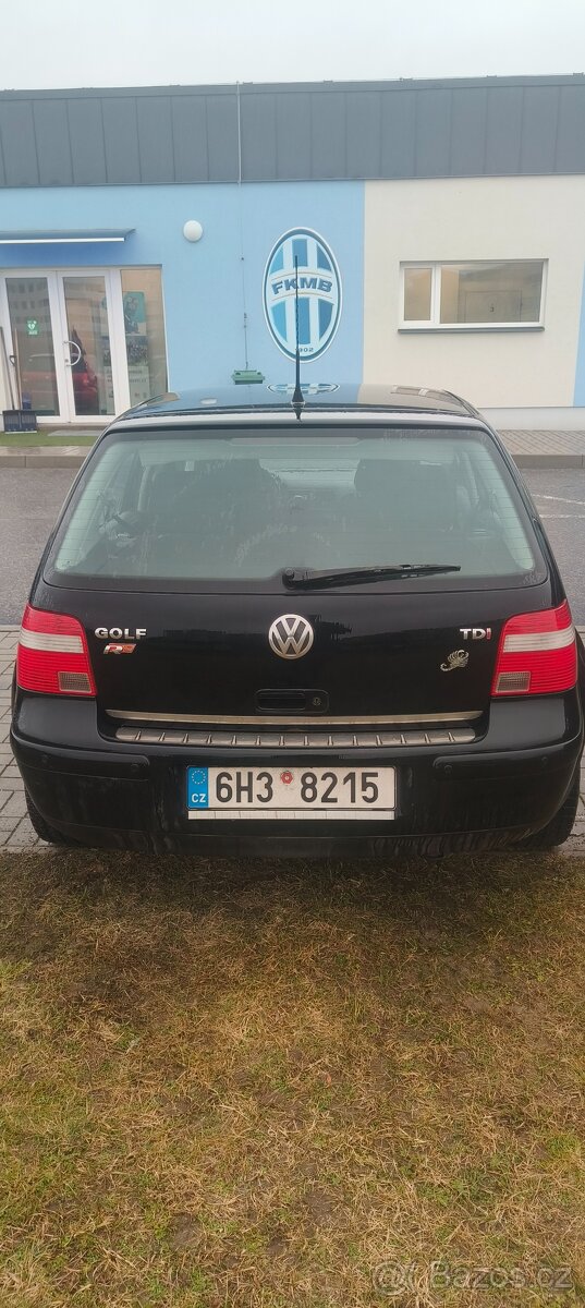 Volkswagen Golf na prodej - 17