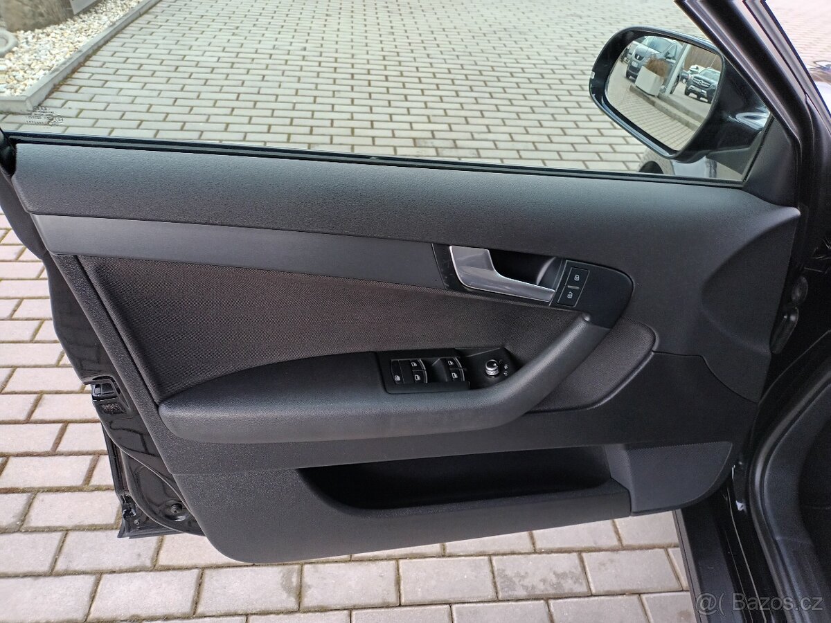 Audi A3 1,6 TDI,XENON,VÝHŘEV, Sportba - 17