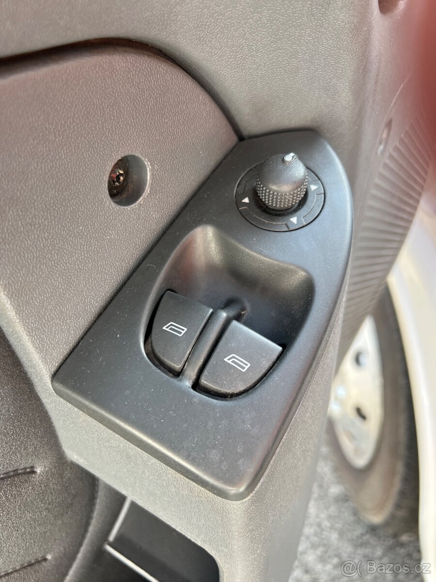 Polointegral Obytné auto Bürstner Marano t590 - 17