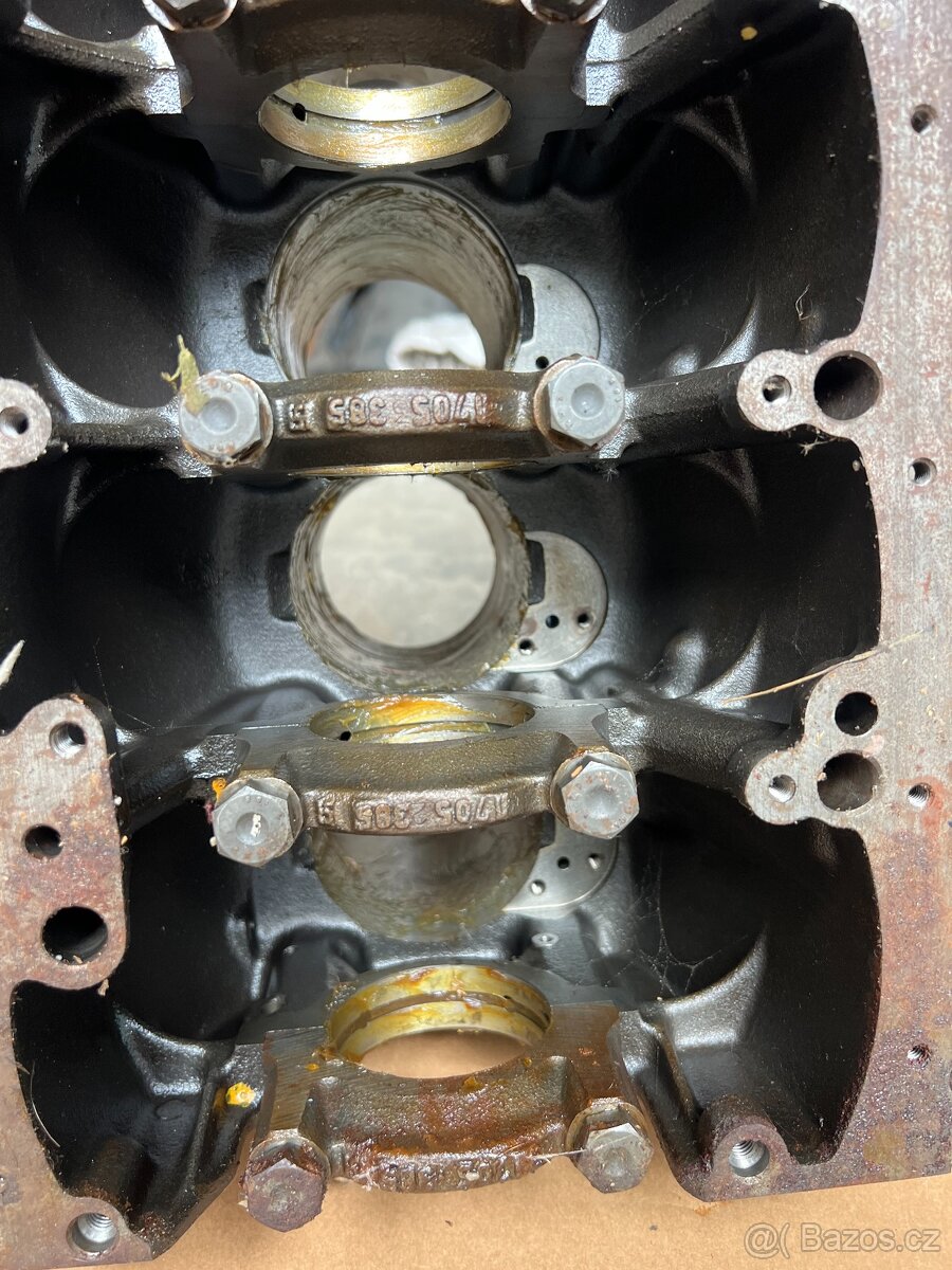 BMW E36 M3 S50B30 blok motoru 1316934 - 17