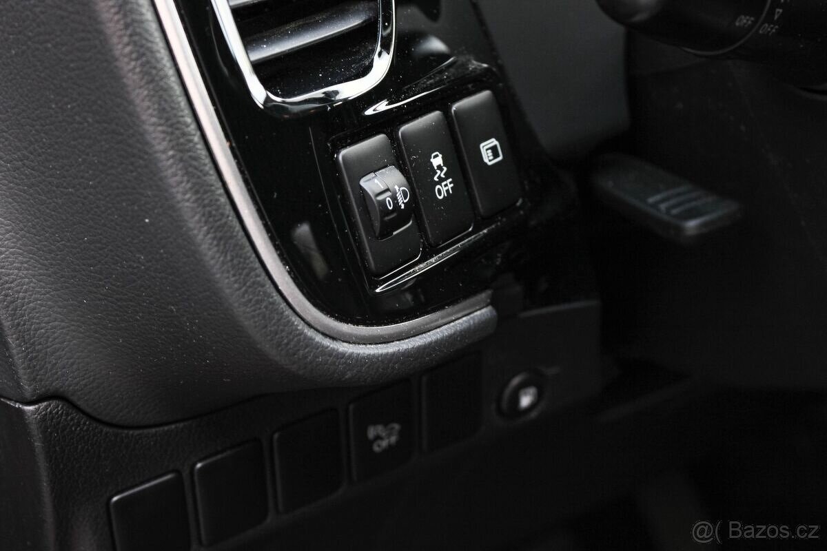 Mitsubishi Outlander PHEV 2.4 4x4 2021 - 17