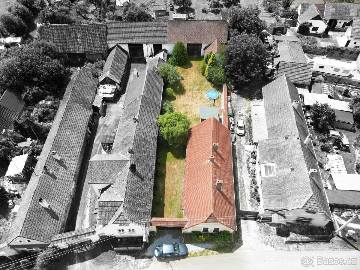 Zrekonstruovaná chalupa poblíž Bechyně - 17