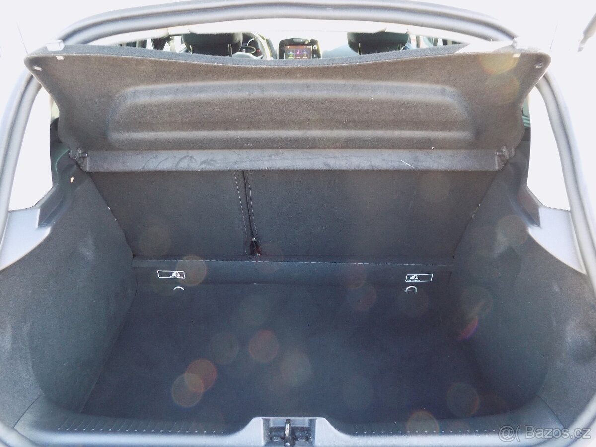 Renault Clio 1.2 TCe 87kW LIMITED, serviska - 17