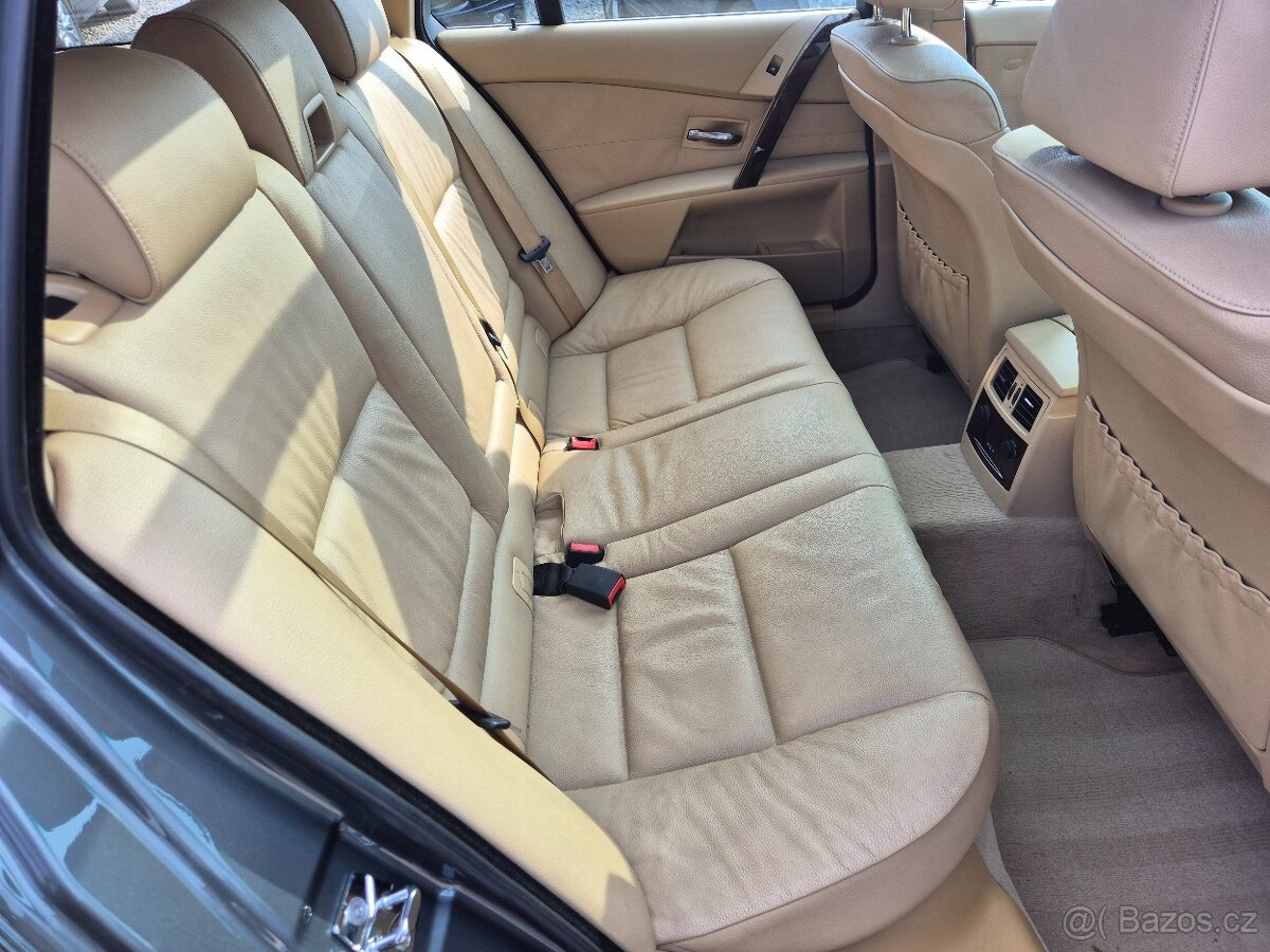 BMW E61,530d,170KW,NAVI,XENON,KŮŽE,PANORAMA,PLNÝ SERVIS - 17