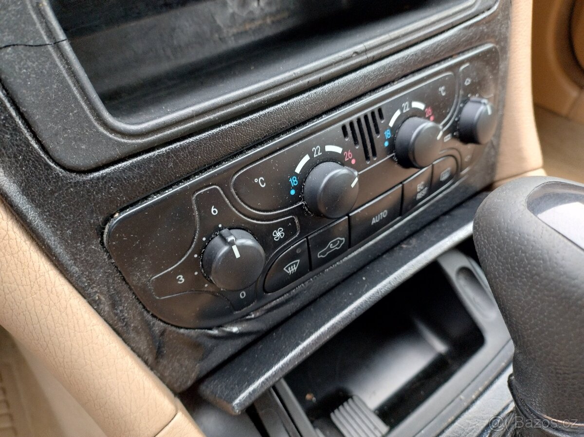 MERCEDES C 220CDI 2002 105kW SEDAN - 17