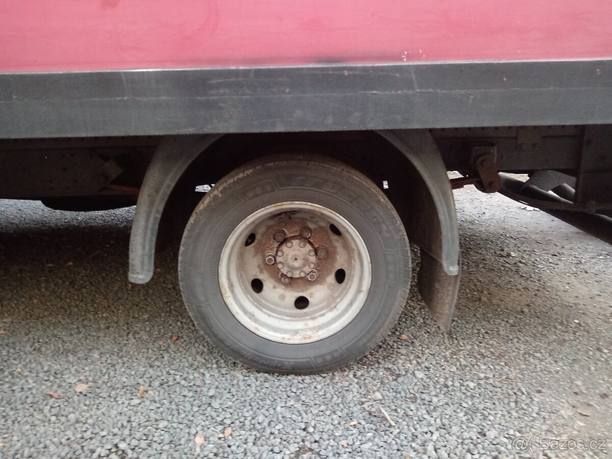 Iveco Daily 8paleta+hydraulické čelo - 17