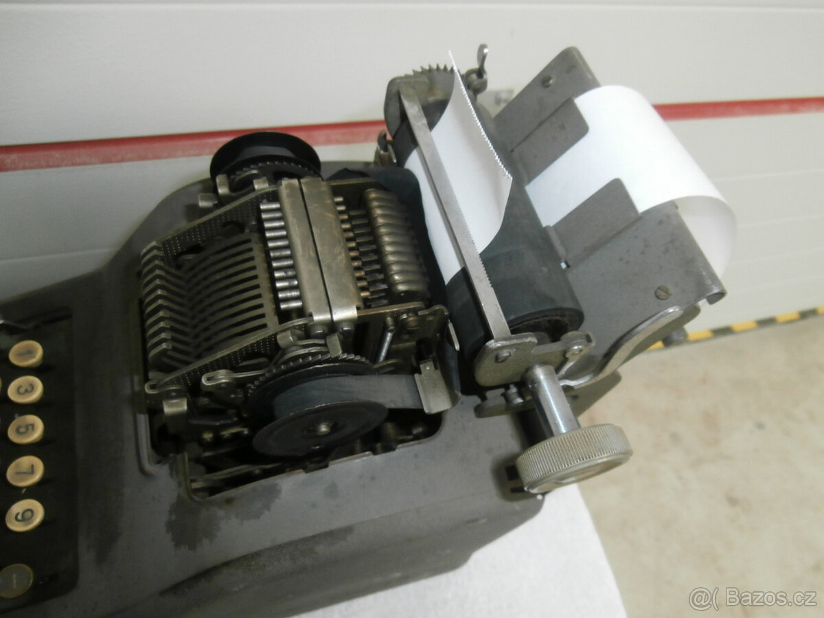 Počítačka mechanická starožitná ASTRA za 1.500 kč - 17