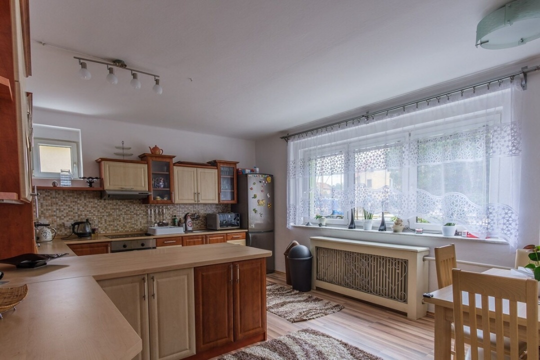 Prodej vícegeneračního domu Úštěk - 17