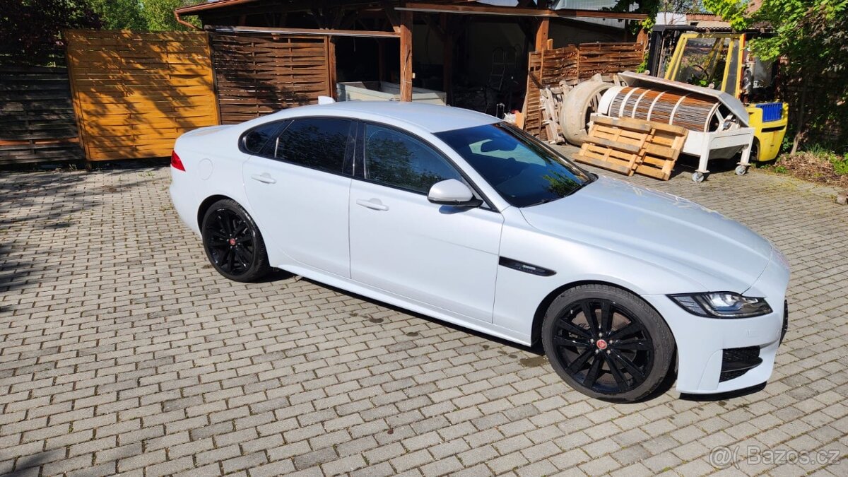 Jaguar XF 3.0 V6 - 17