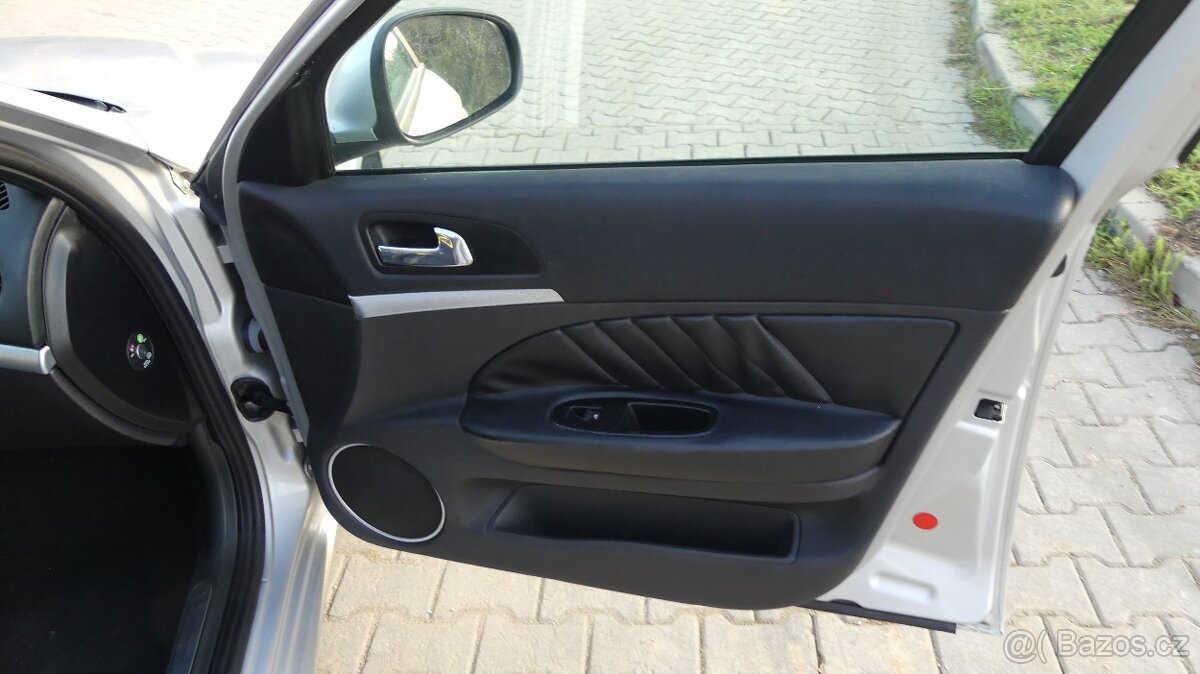 Alfa Romeo 159 2.4JTDm SW Q-tronic 185 tis km - 17