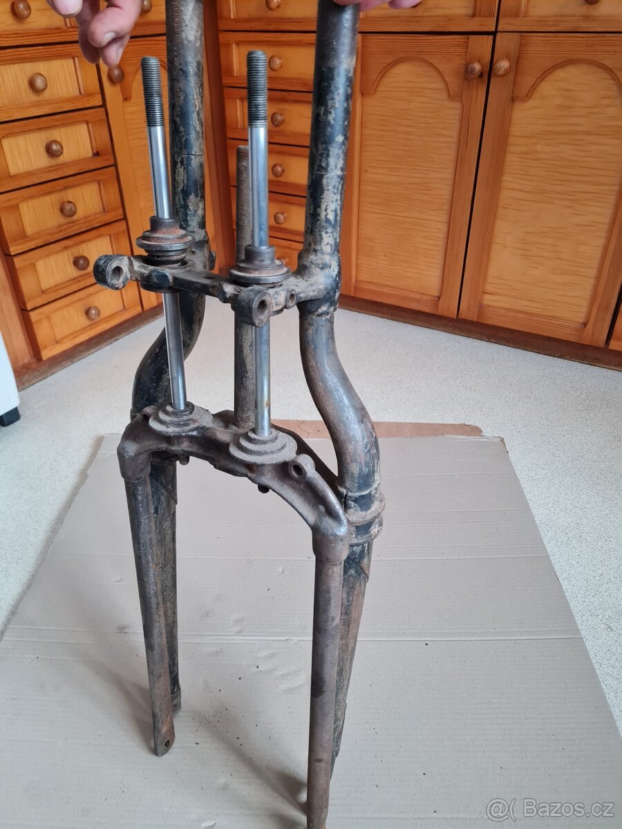 Harley Davidson WLA přední vidlice - 17