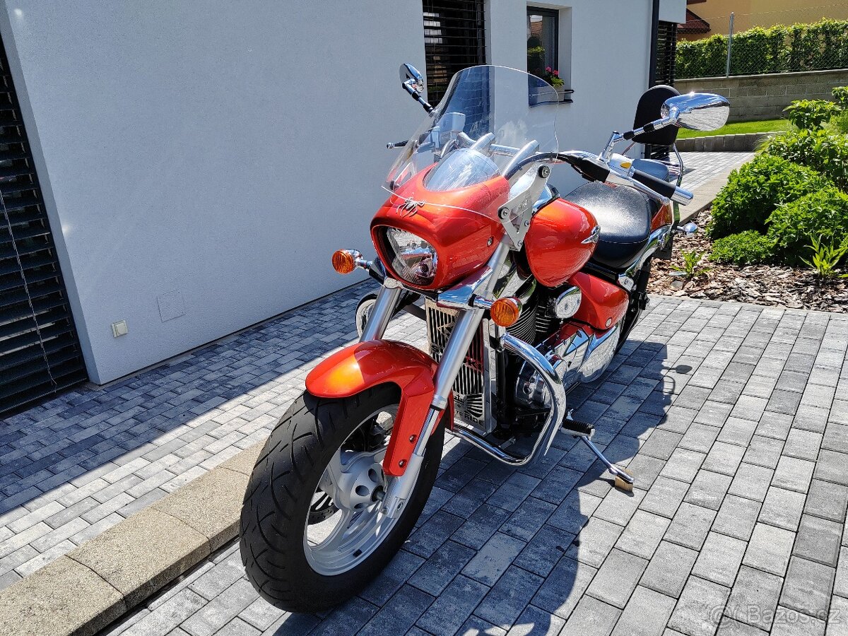 Suzuki m 800 Intruder - 17