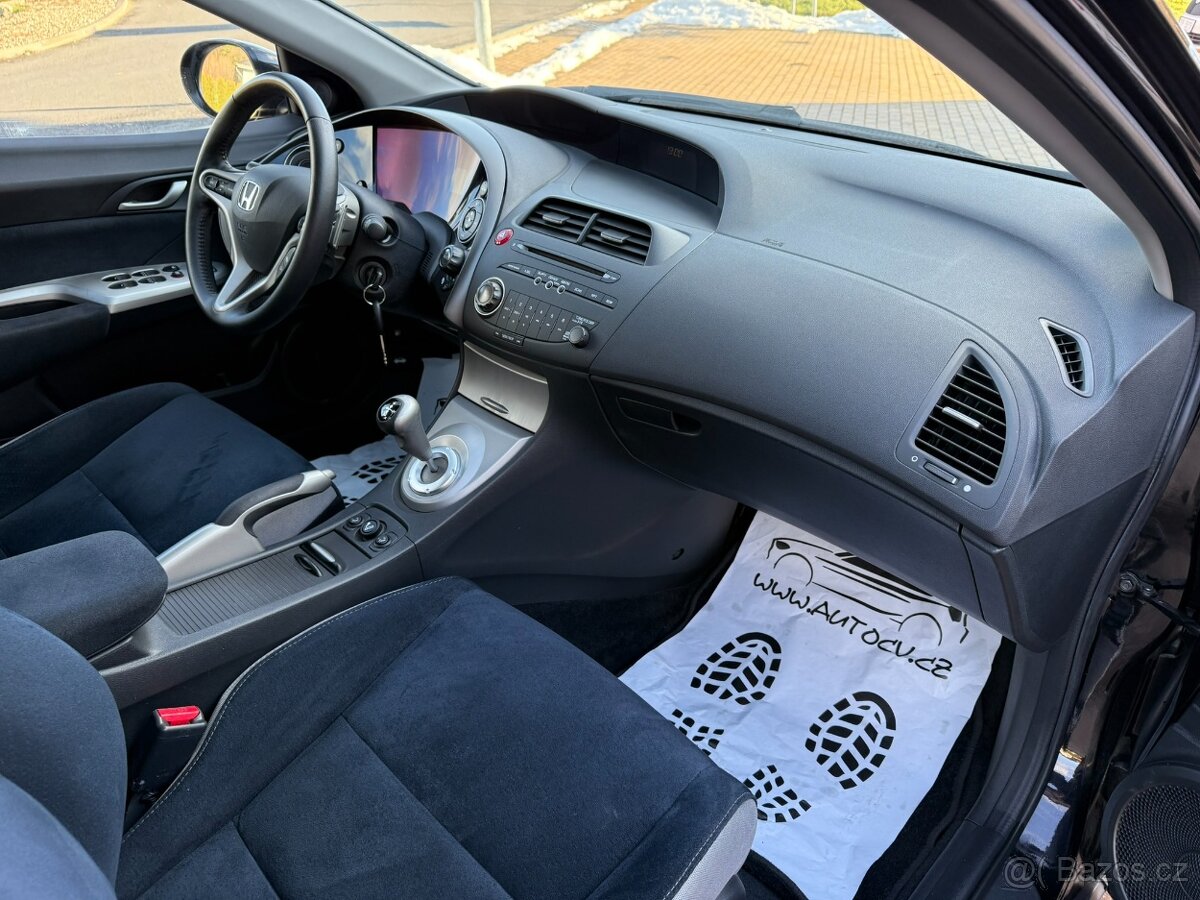 HONDA CIVIC VIII 1.8 i-VTEC 103kW AUTOMAT-12/2006-116.120KM- - 17