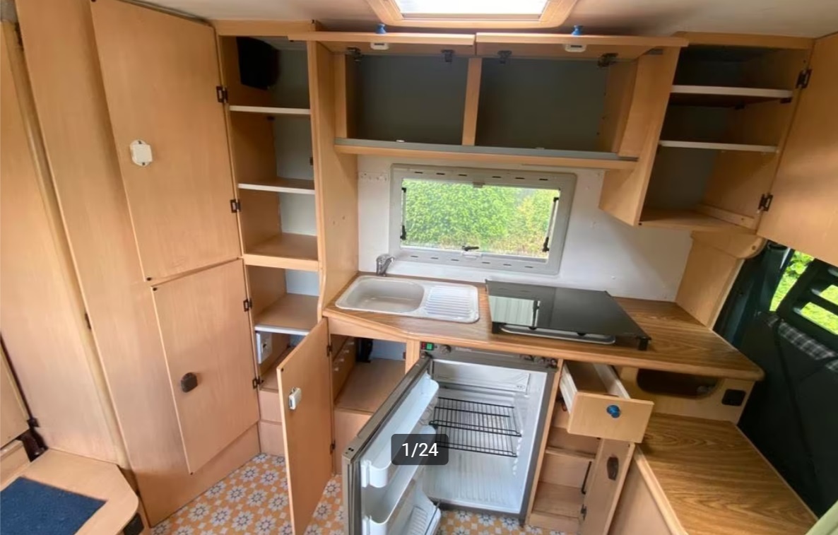 Fiat Ducato Dethleffs; krátká verze,(5m) sklápěcí postel - 17