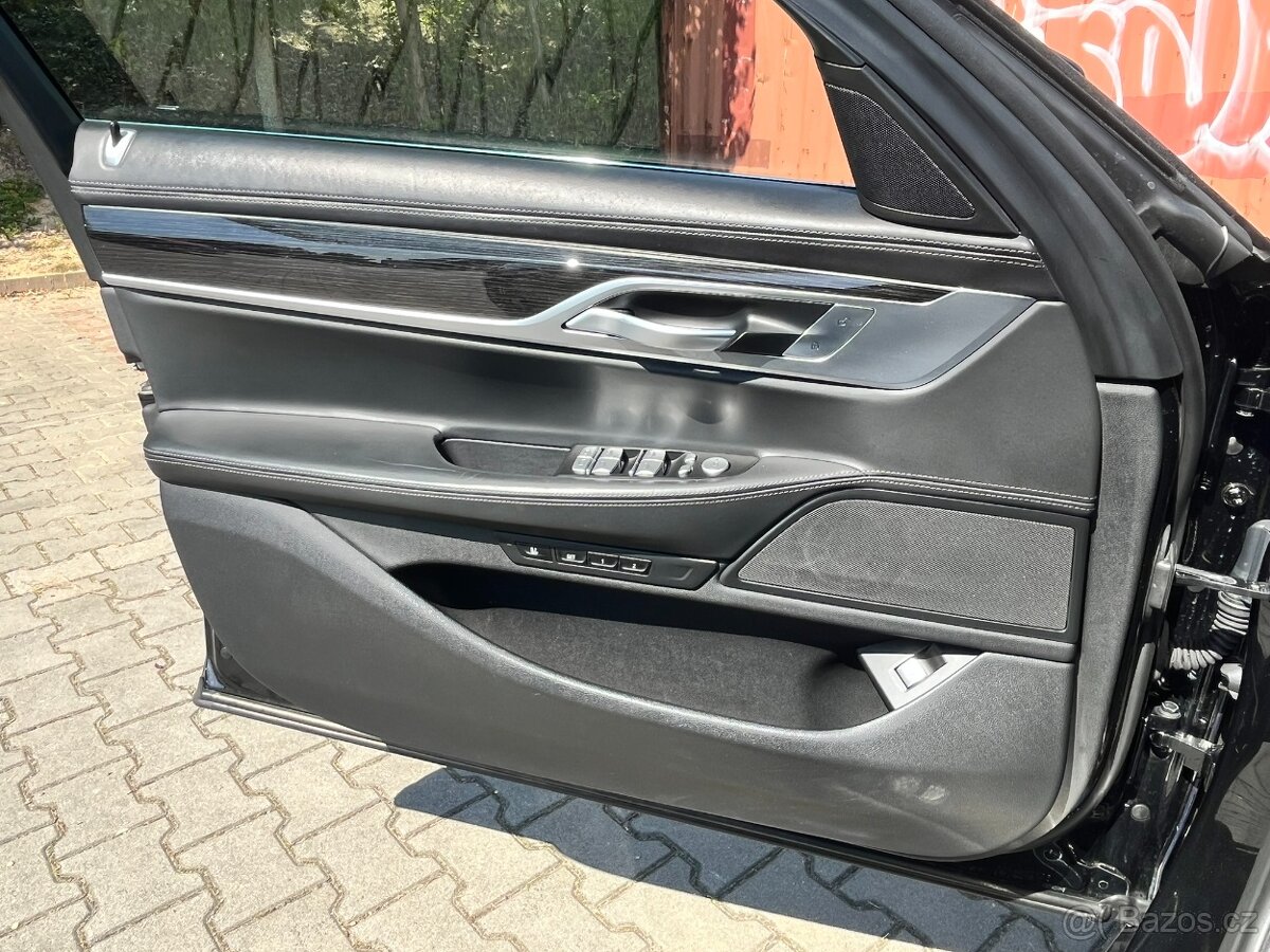 BMW 740 LONG, xDrive, 320k, 2018, 1.MAJ.,ČR, DPH - 17