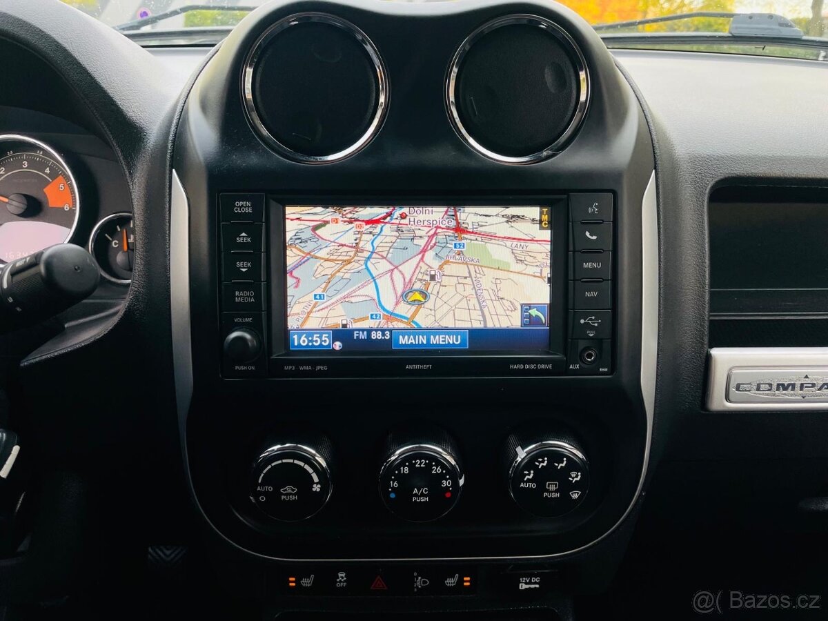 Jeep Compass 2.2CRD 120KW 4x4 MANUÁL KAMERA VÝHŘEV TAŽNÉ - 17