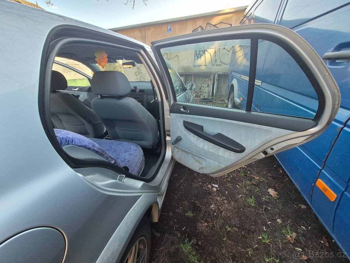 Škoda Fabia 1.4mpi - 17