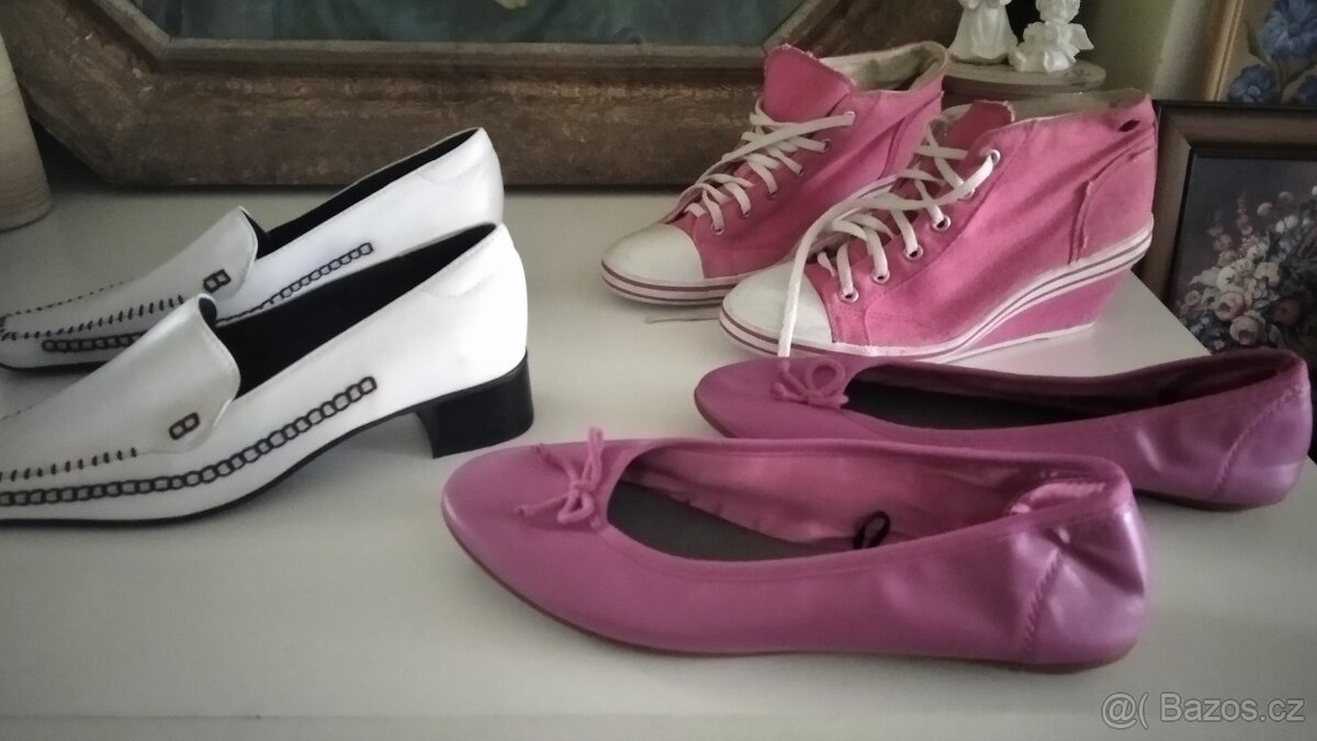 NOVÁ PĚKNÁ PRAKTICKÁ DÁMSKÁ ZIMNÍ OBUV.VELIKOST 39. - 17