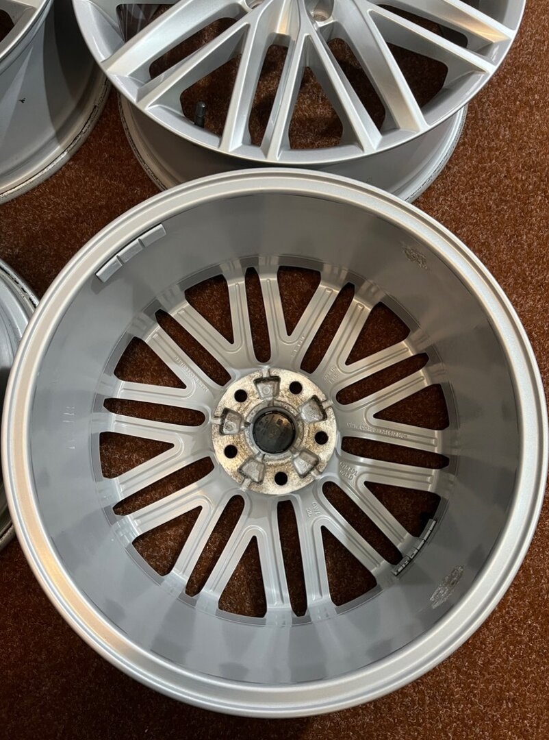 5x112 R18 Seat Ateca Performance alu disky - 17