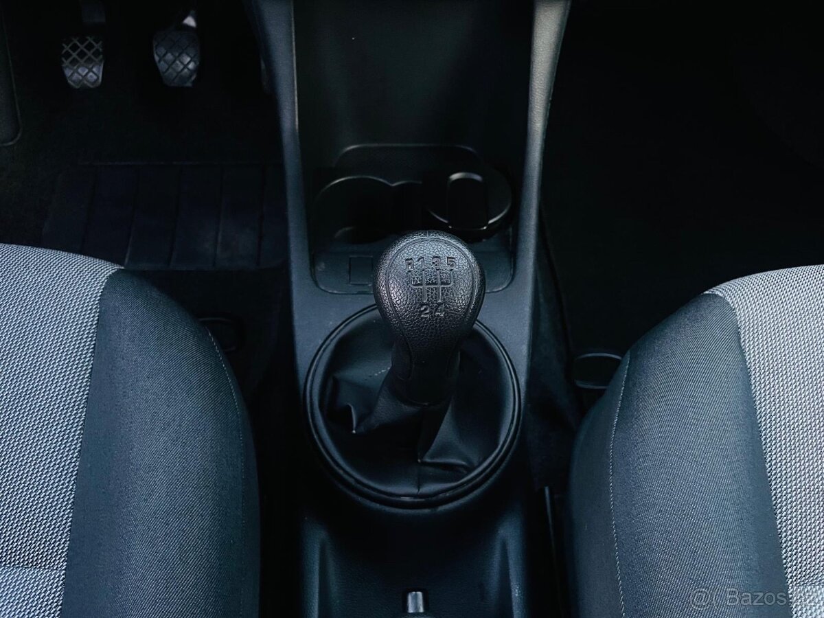 Škoda Fabia II 1.2TSI MANUAL 1MAJITEL SERVISKA TOP STAV - 17