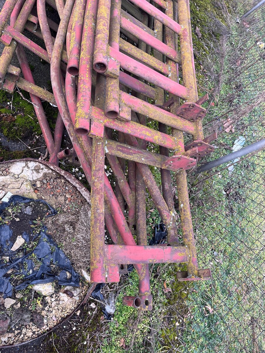 Montovaná hala TK18, rozložená - 17