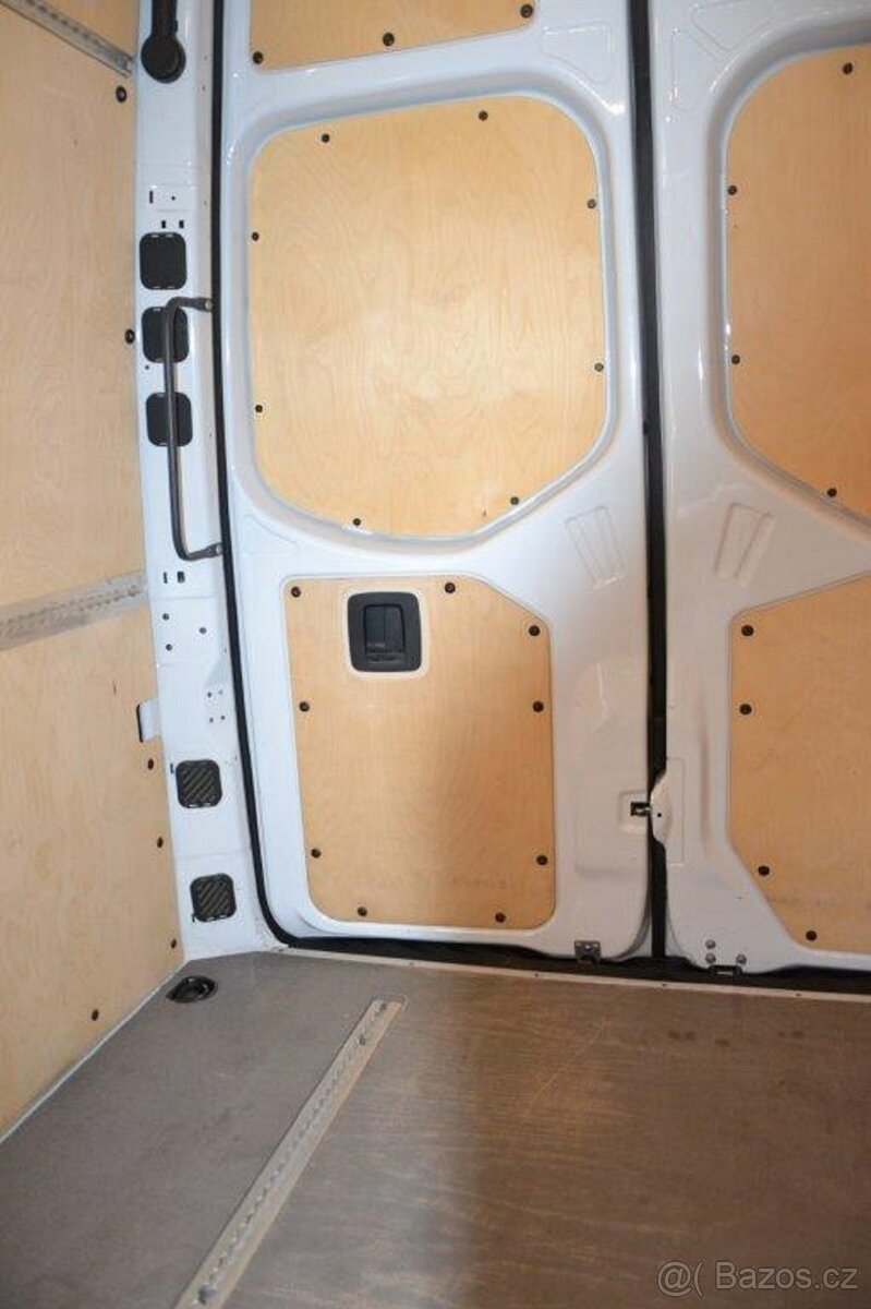 Mercedes-Benz Sprinter Maxi 5/21, velká výbava - 17