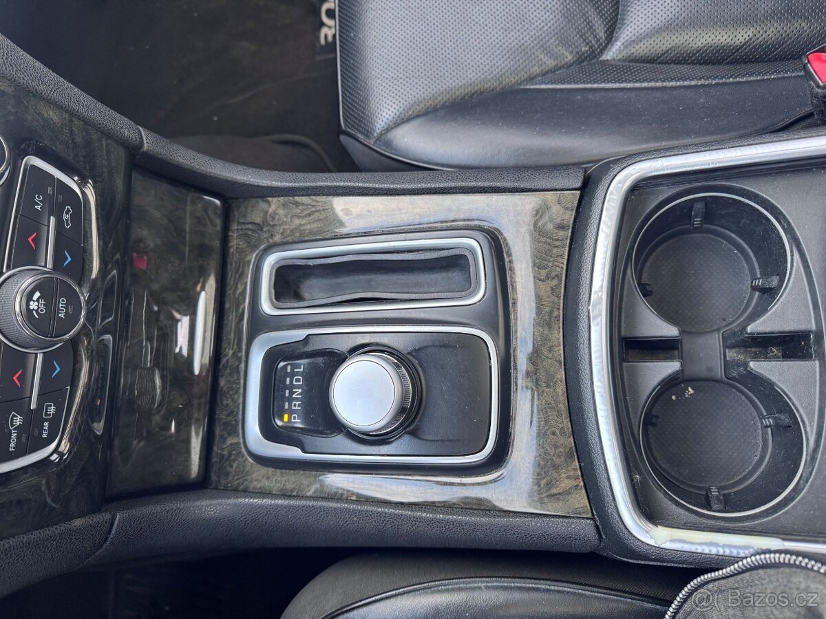 Chrysler 300 C 3.6 V6 4x4 AWD Panorama 2016 DPH - 17