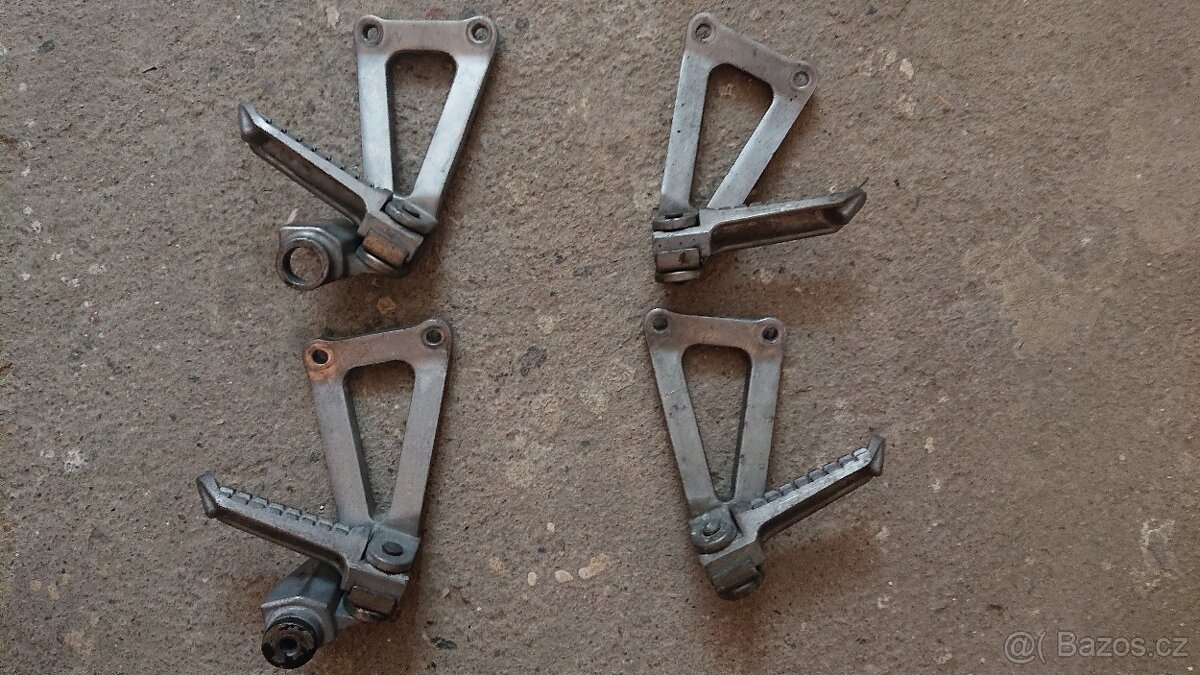 Kawasaki ZX7R díly - 17